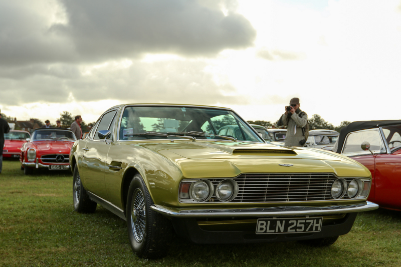 Illustration for article titled The Parking Lot At The Goodwood Revival Is The Most Magical Parking Lot In The World